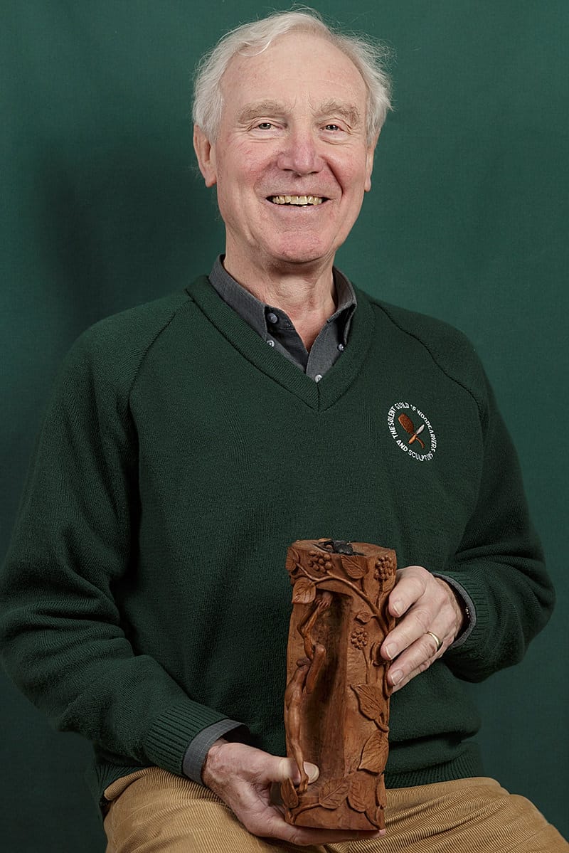 portrait of Darriell Platts a member of the solent guild of woodcarvers and sculptors 