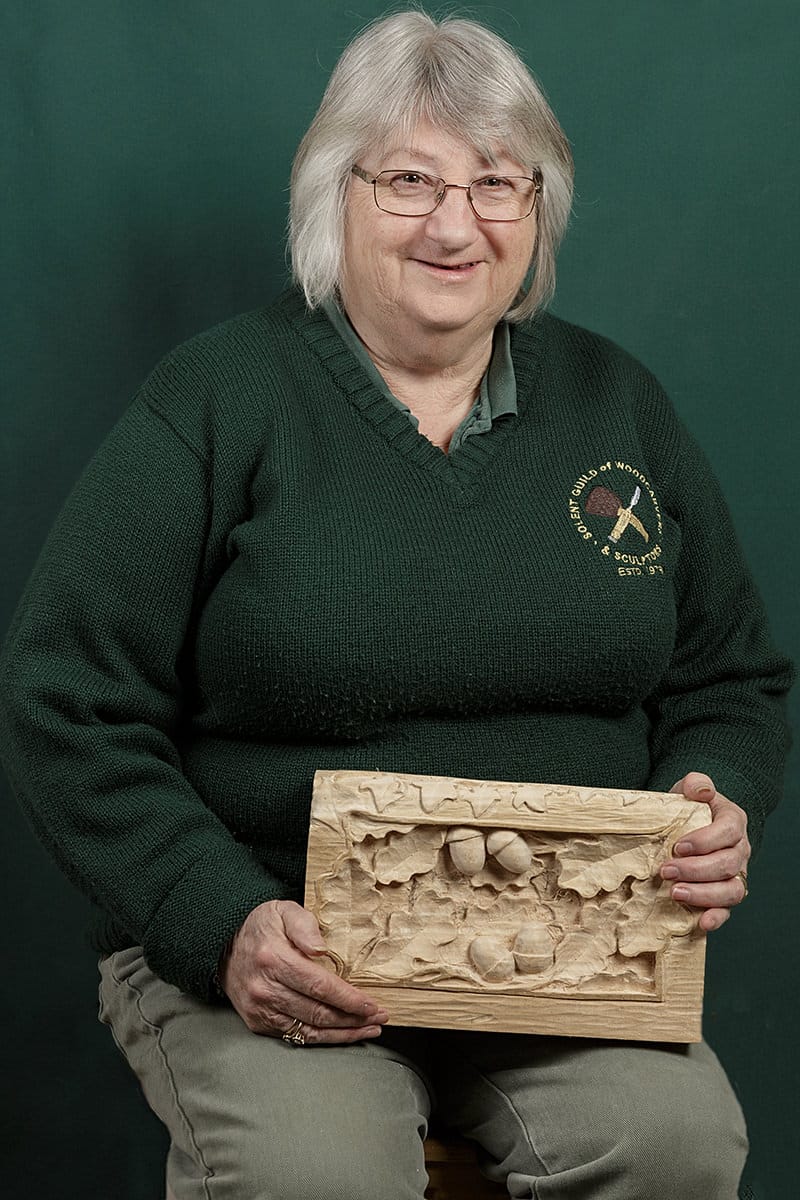 portrait of Lin Palmer a member of the solent guild of woodcarvers and sculptors 