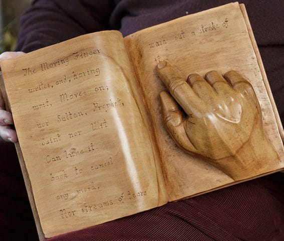 carving by a member of the solent guild of woodcarvers and sculptors 