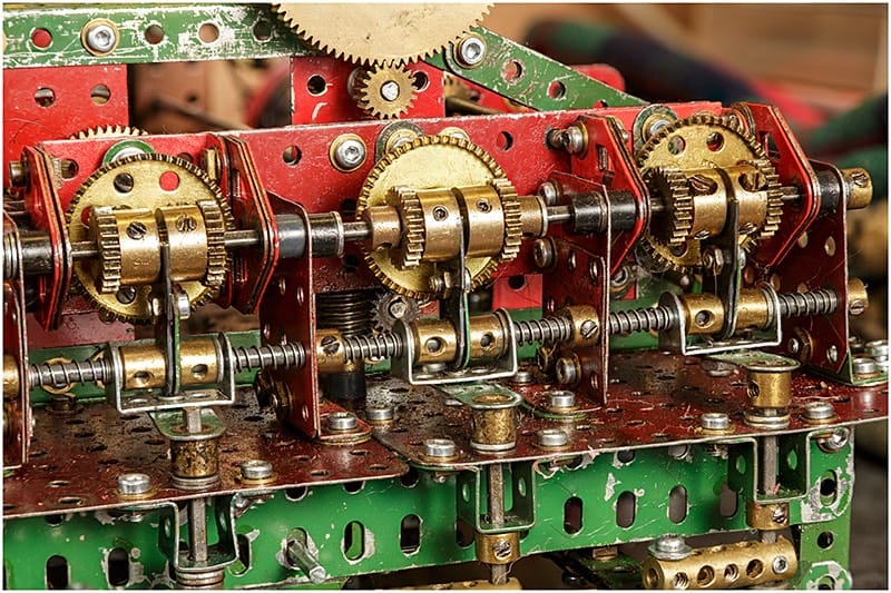 Titan Meccano Model gearing