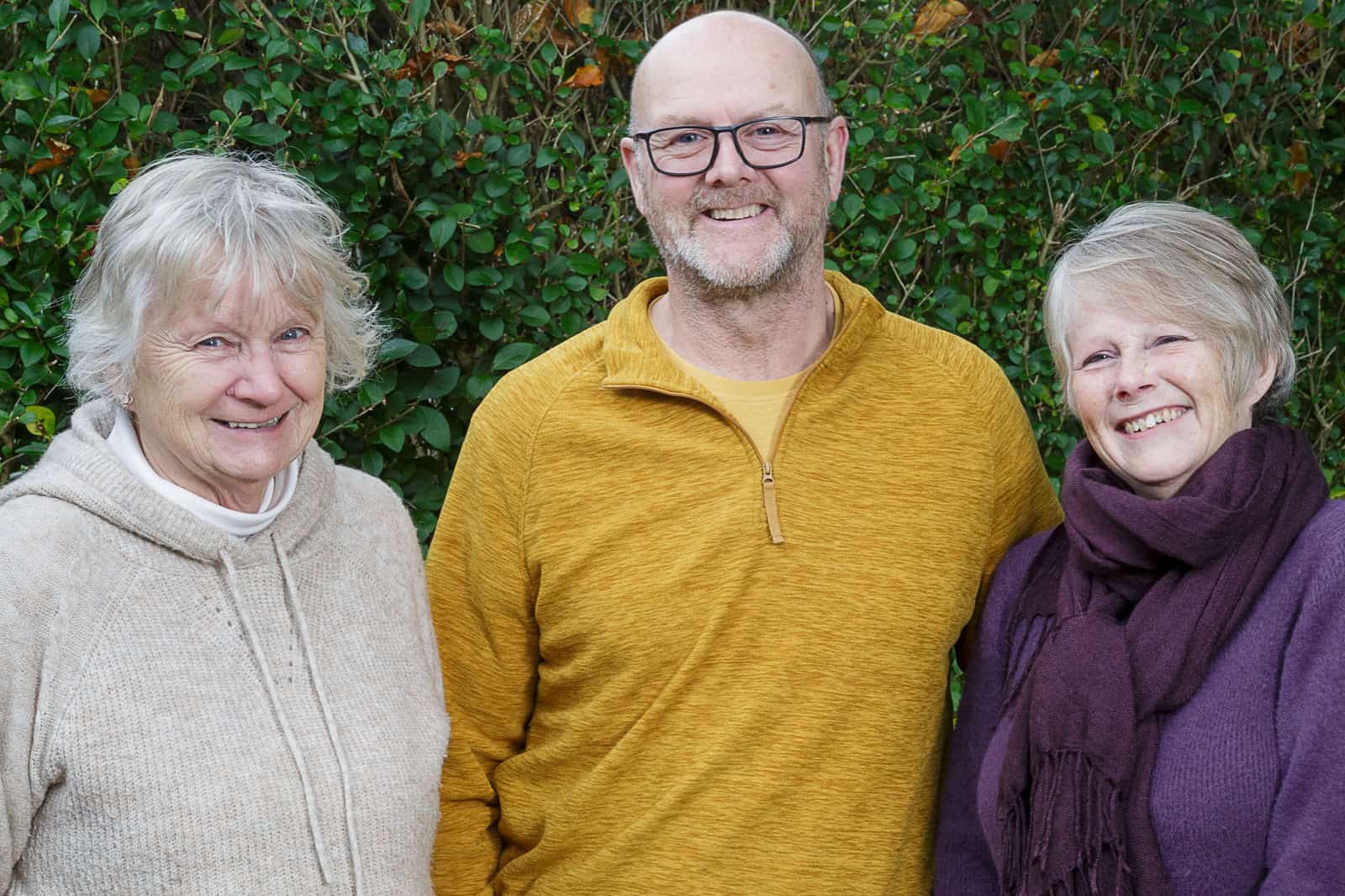 SPL-Fran-Keith-Cari Portrait of Francis Bastable with Keith and Cari Whiting the owners of Locksheath Gordon Setters
