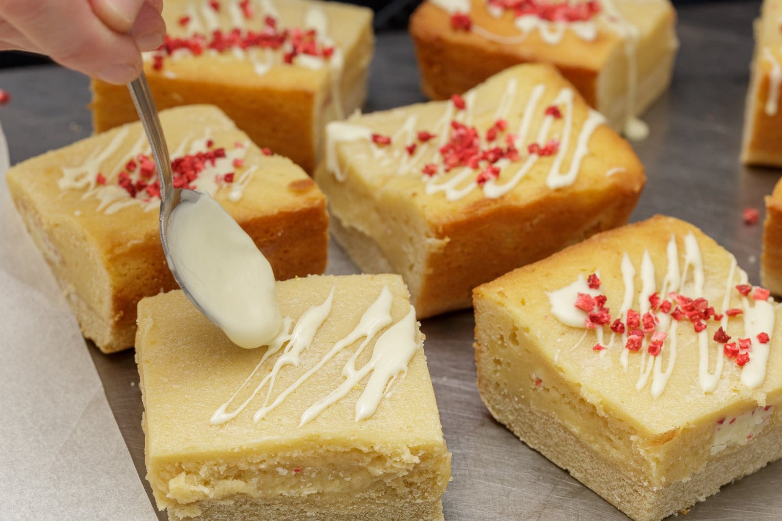 lemon blondie preparation