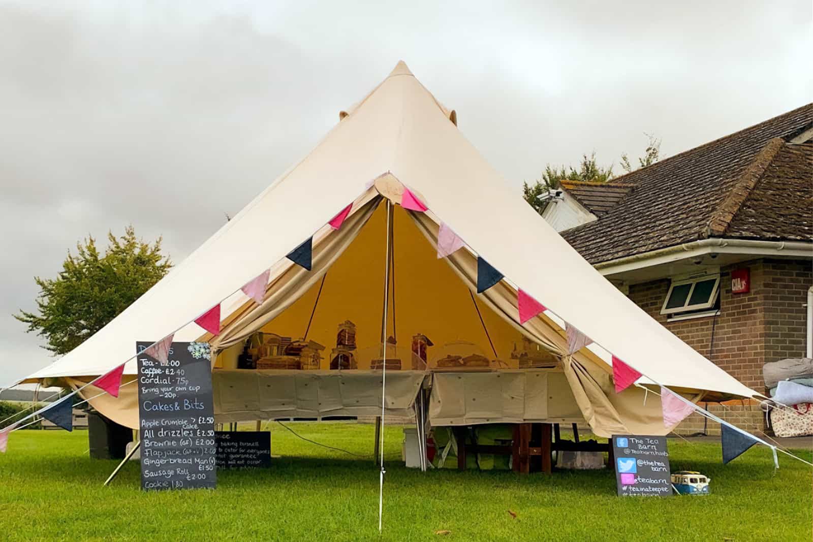 bell tent in peel park clanfield hampshire